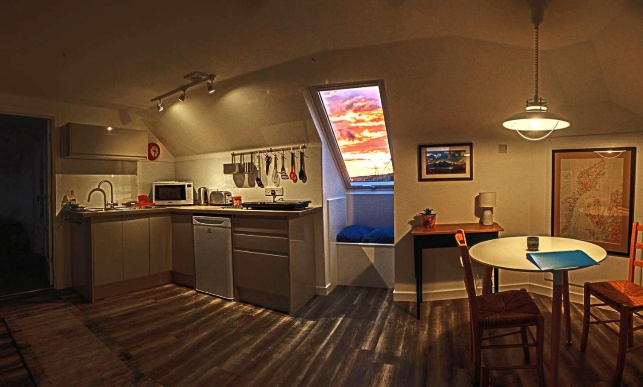 The Walk-Up Apartment Portree Exterior photo